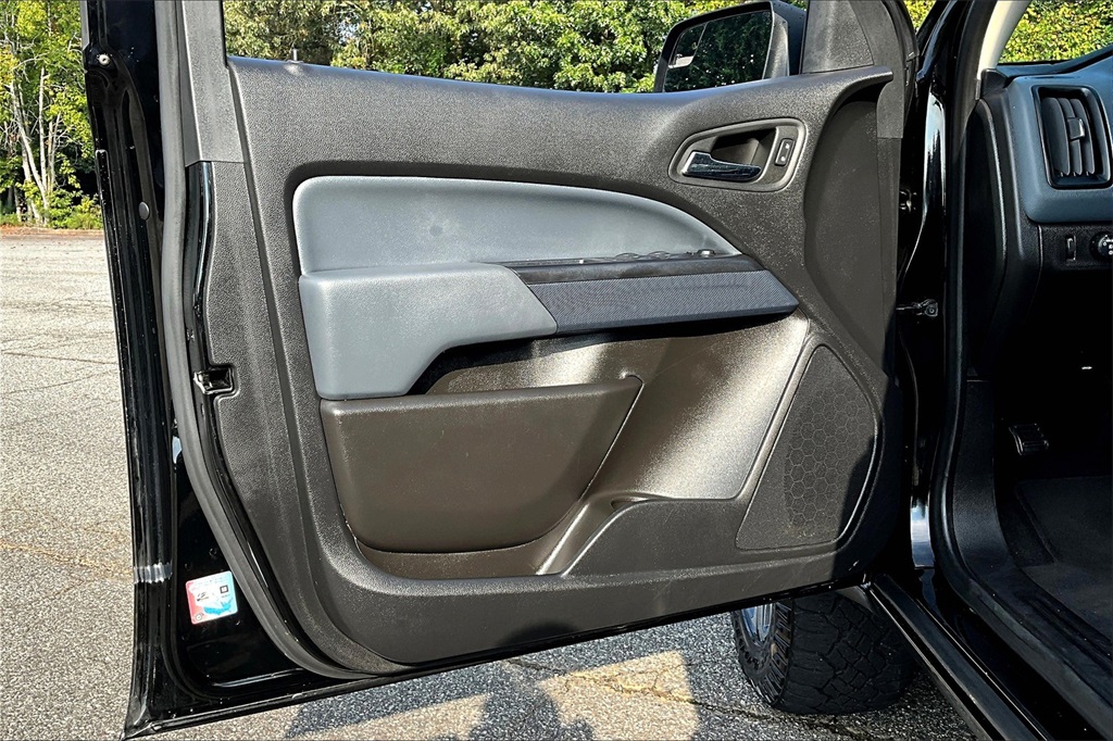 2022 Chevrolet Colorado Z71 photo 20