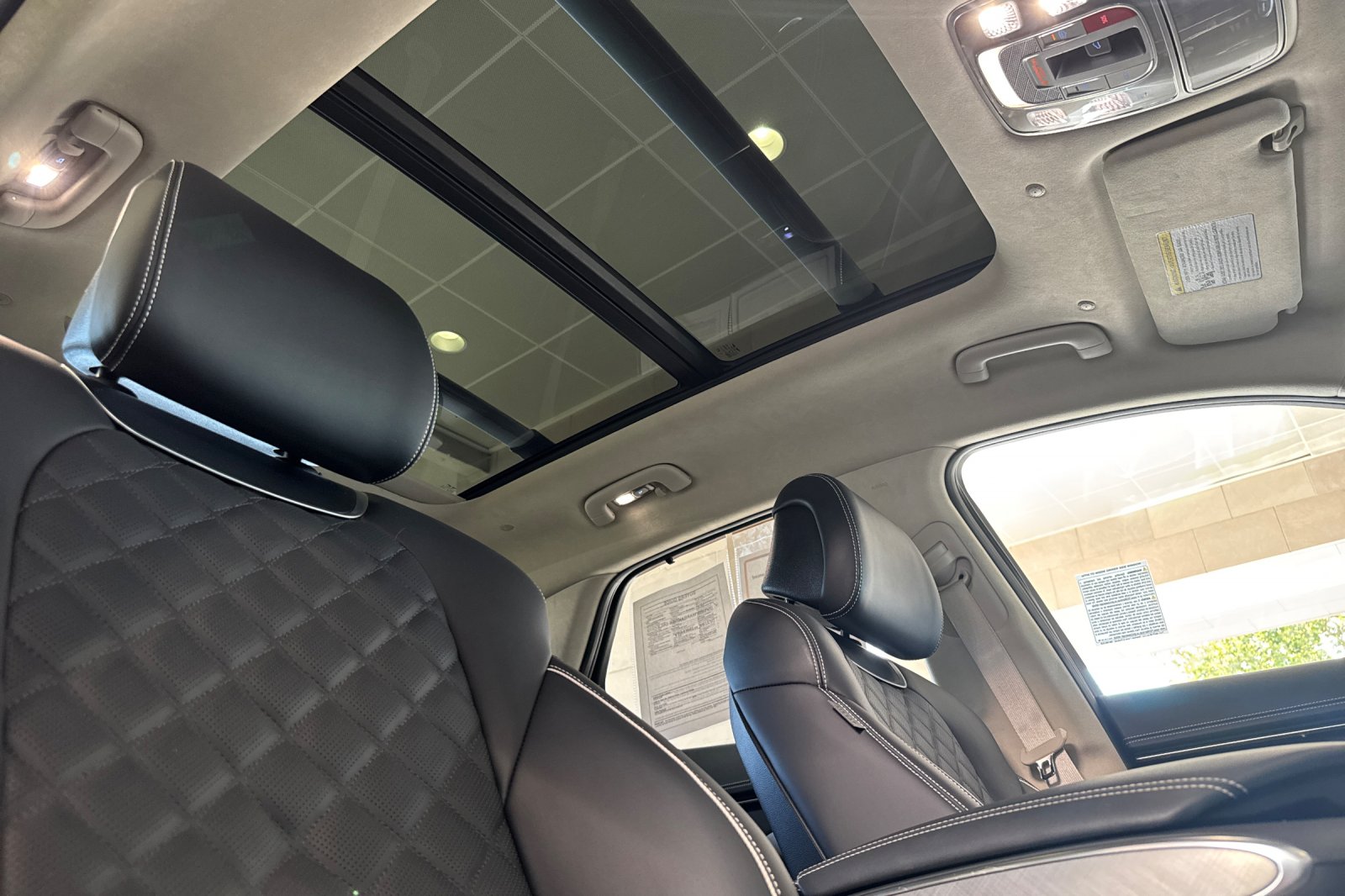 2025 Genesis Electrified GV70 Advanced photo 15
