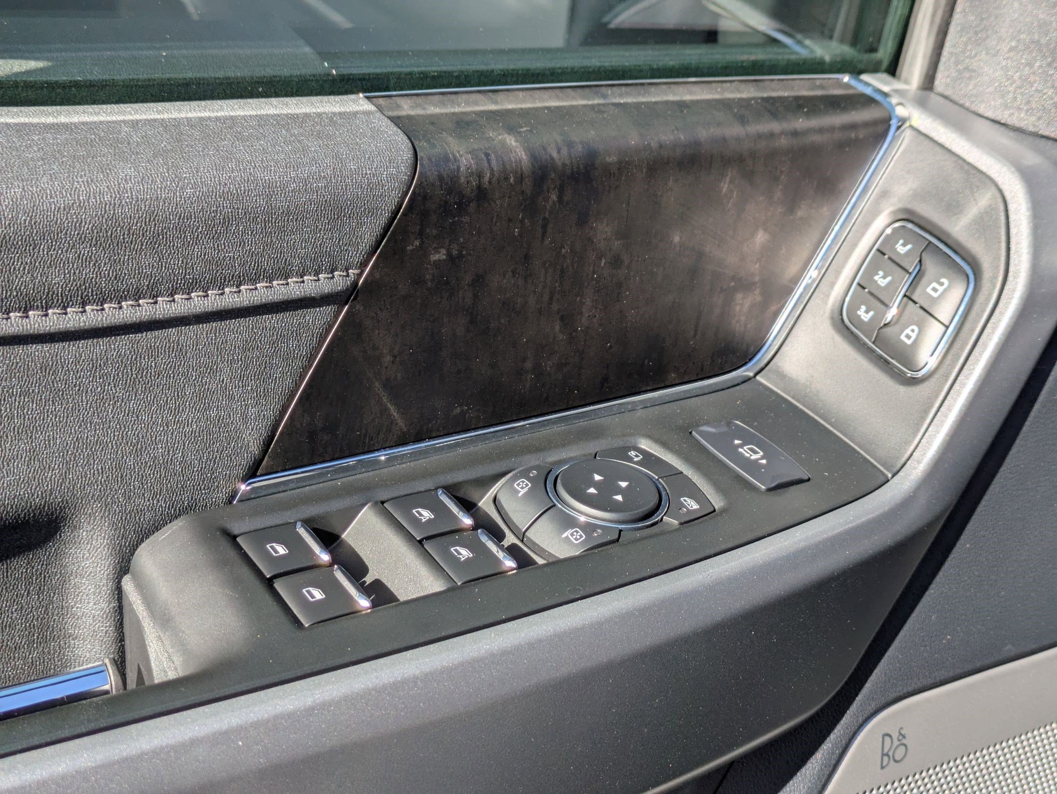 2023 Ford F-350 Lariat photo 10