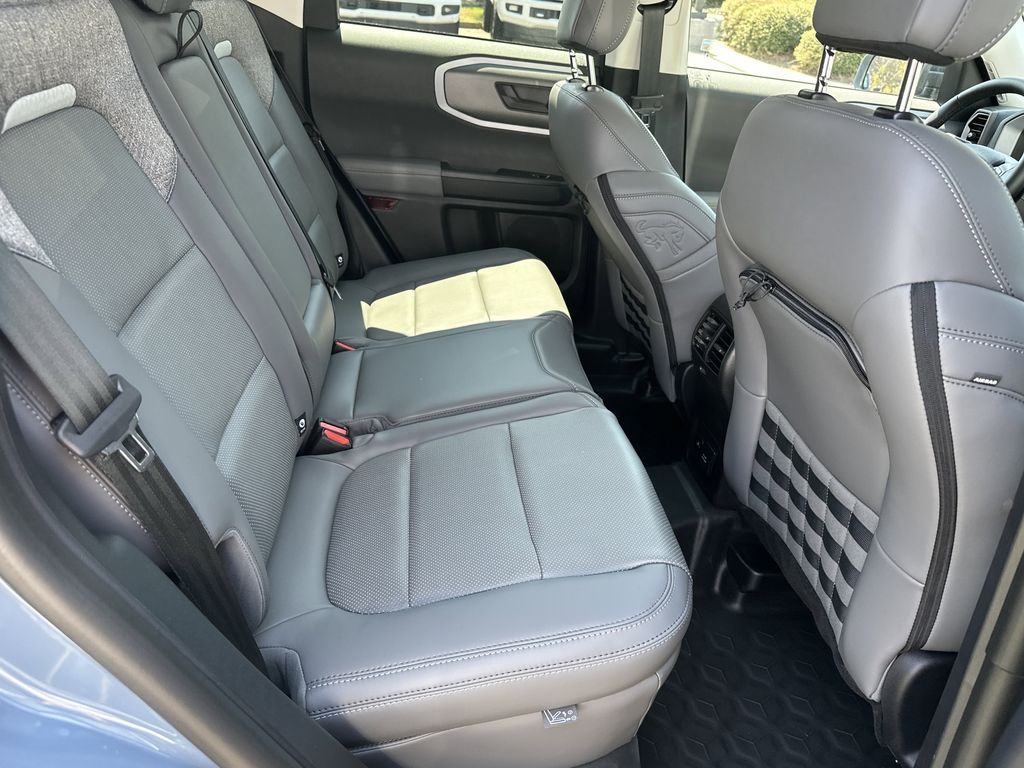 2025 Ford Bronco Sport Badlands photo 12