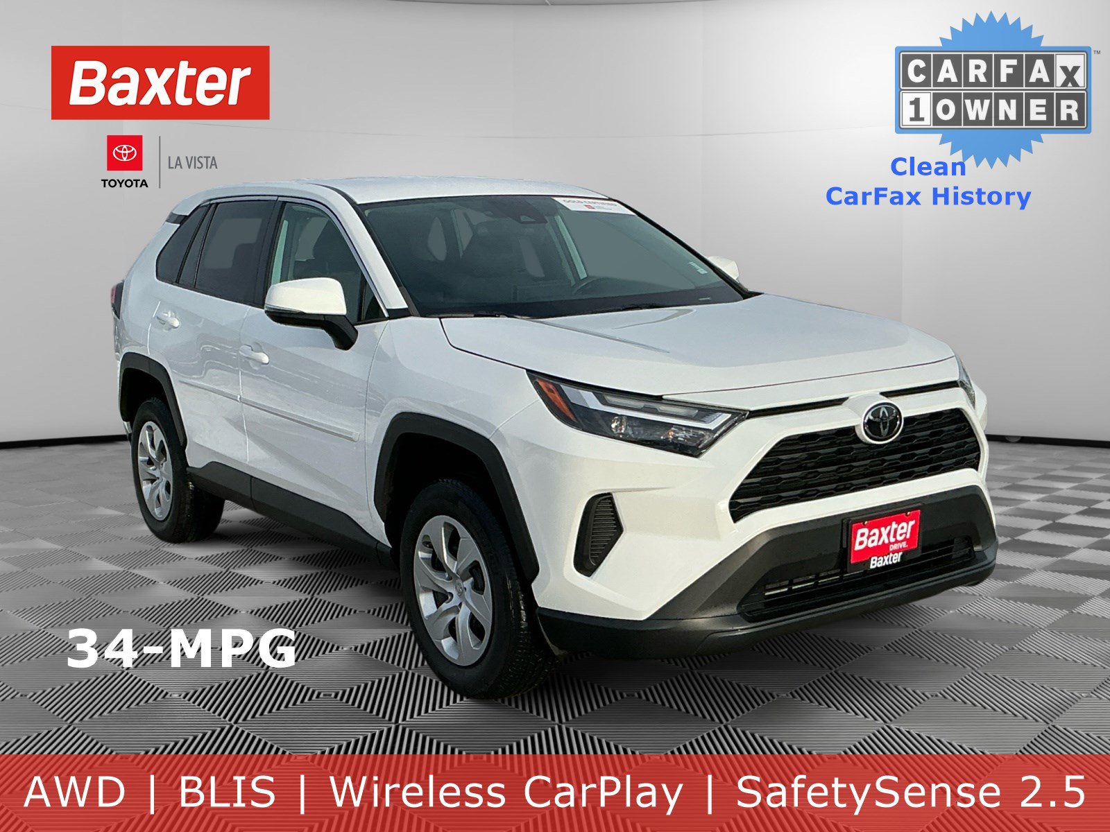 2023 Toyota RAV4 LE's photo