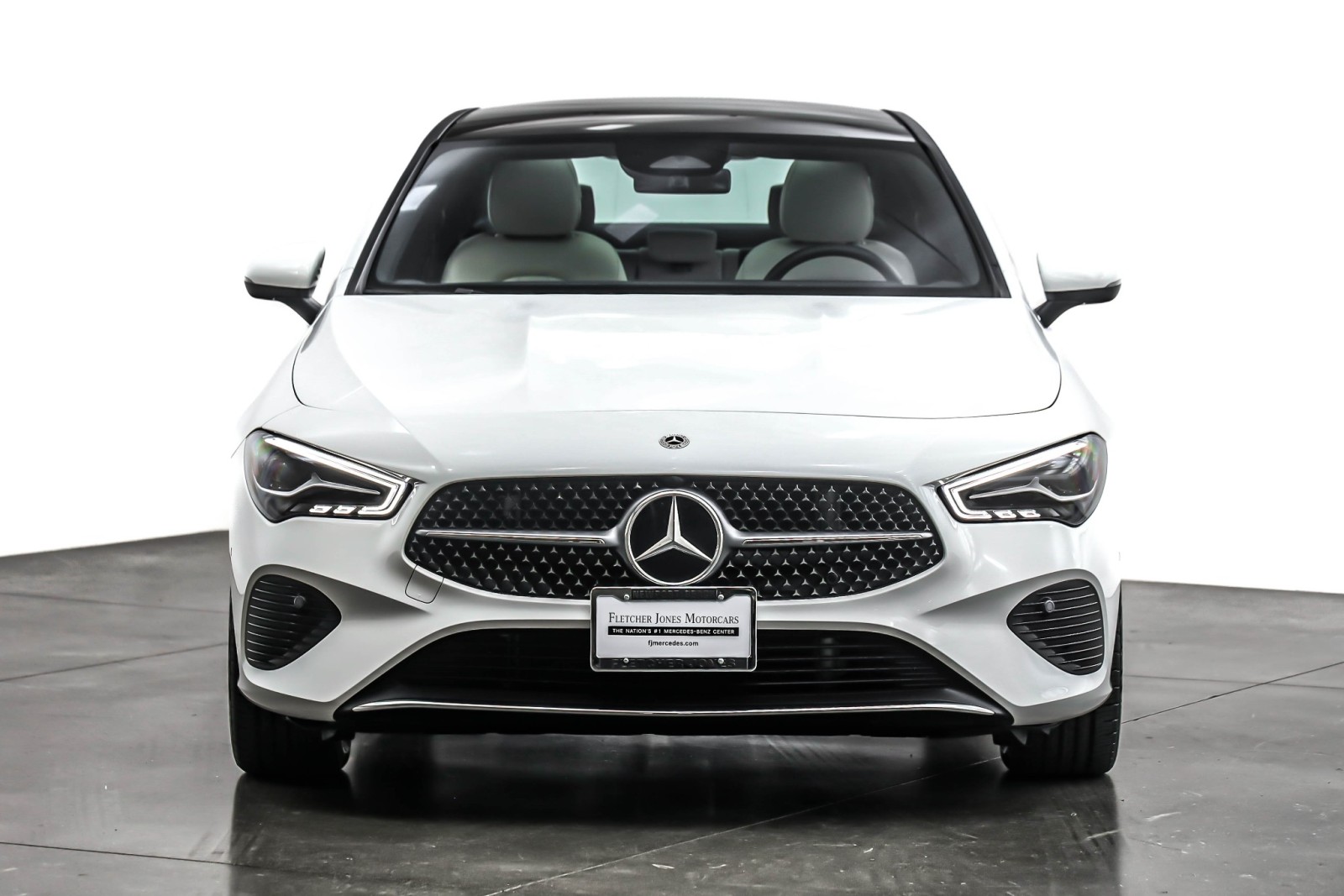 2025 Mercedes Benz CLA 250 photo 3