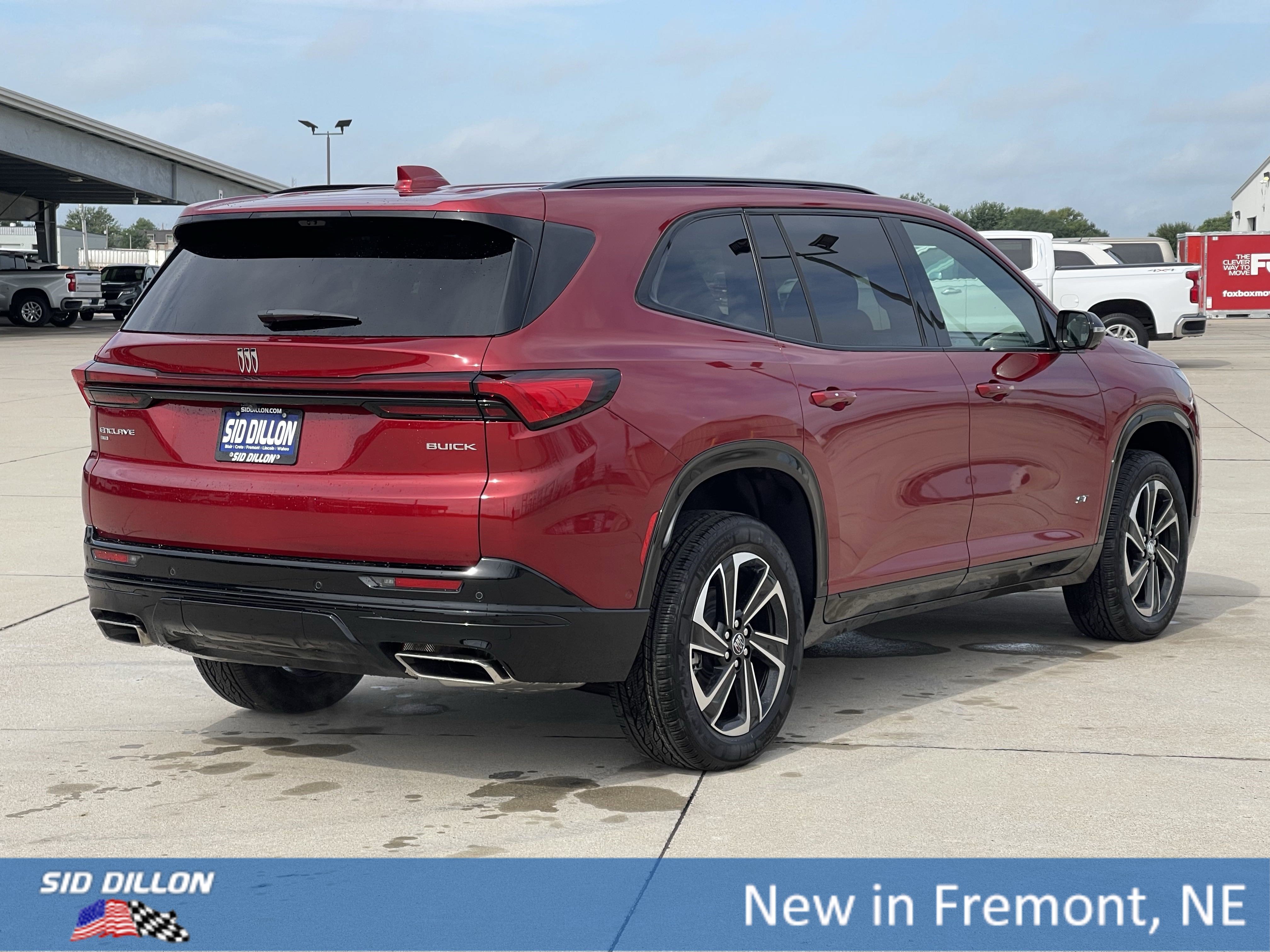 2026 Buick Enclave Sport Touring photo 8