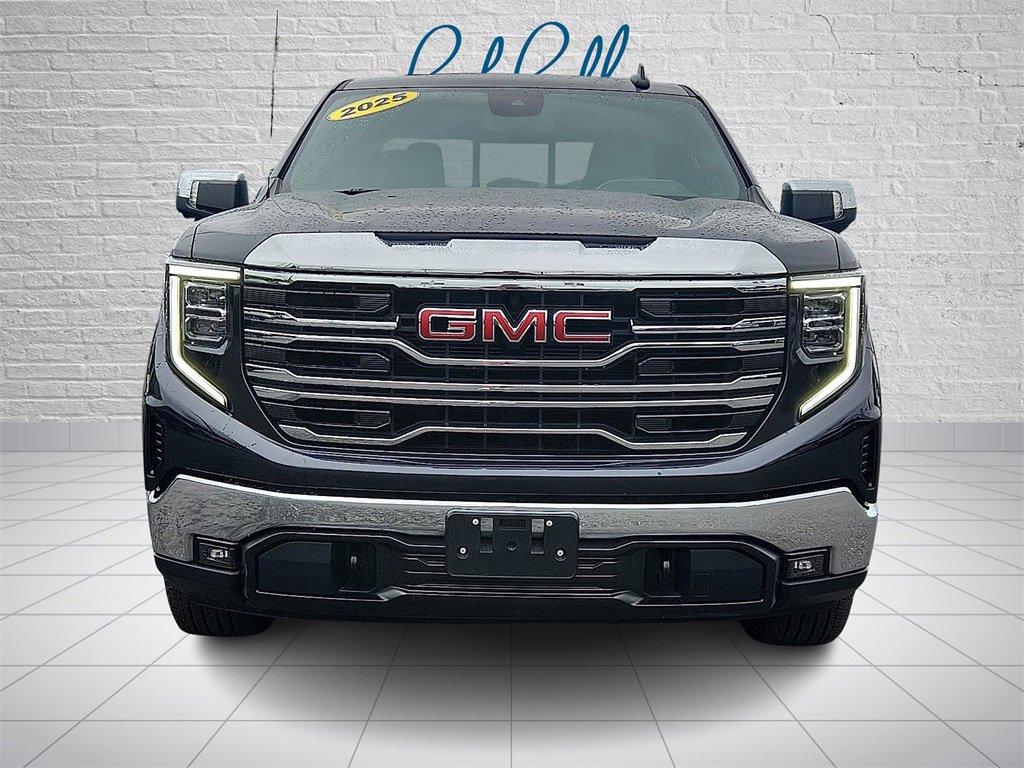 2023 Gmc Sierra 1500 SLT photo 2