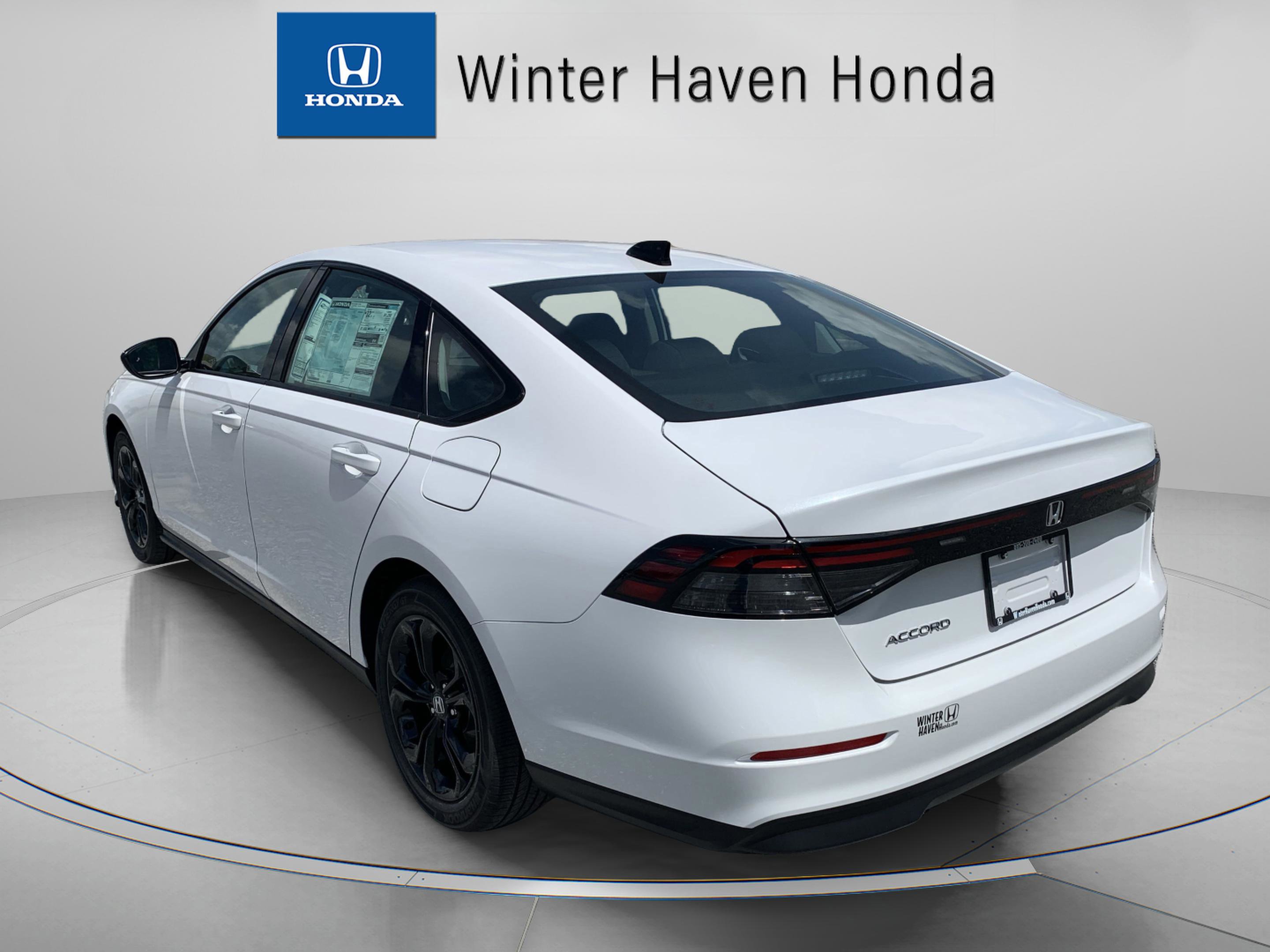 2025 Honda Accord SE photo 4