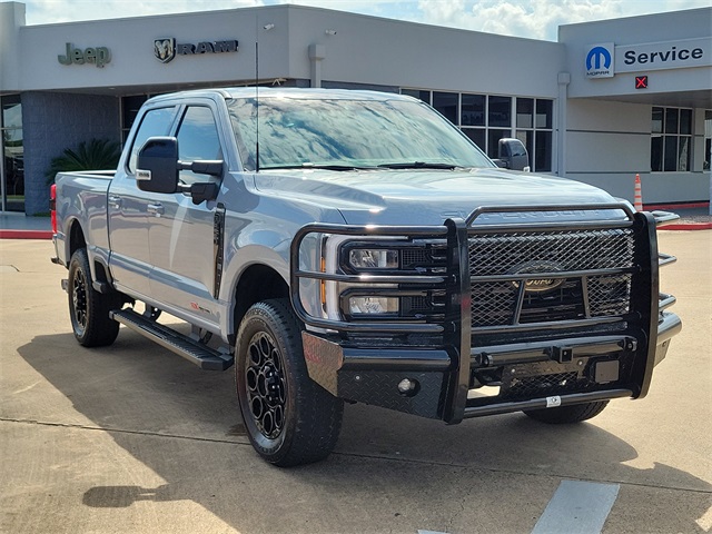 2024 Ford F-250 Super Duty Lariat's photo