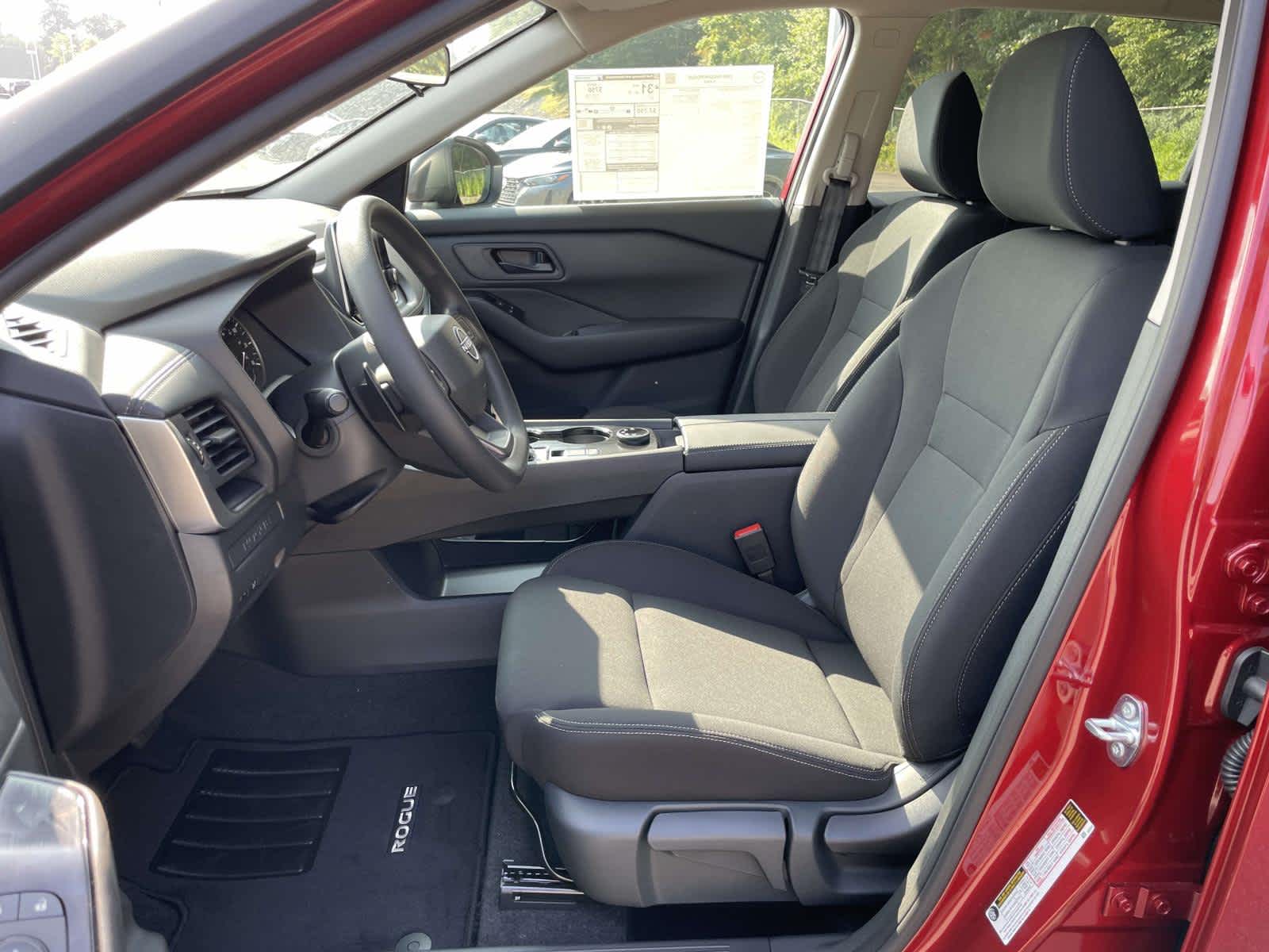 2026 Nissan Rogue S photo 10