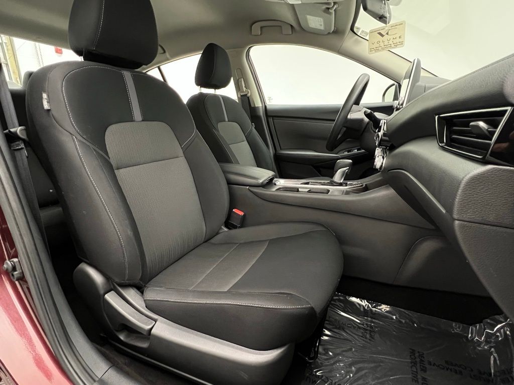 2024 Nissan Sentra SV photo 14