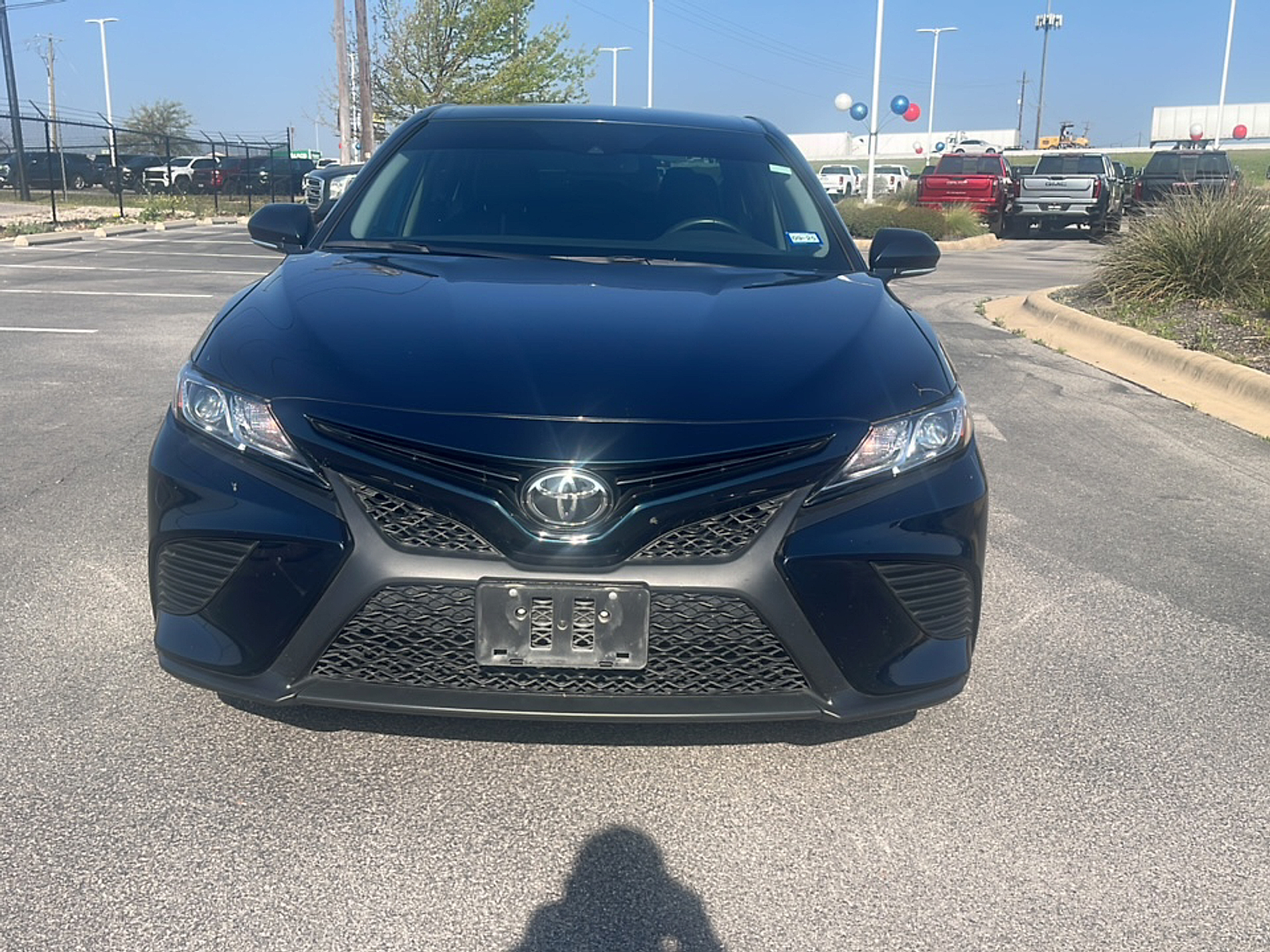 Used 2020 Midnight Black Metallic Toyota SE image 2