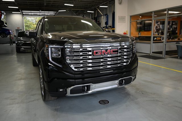 2026 Gmc Sierra 1500 Denali photo 2