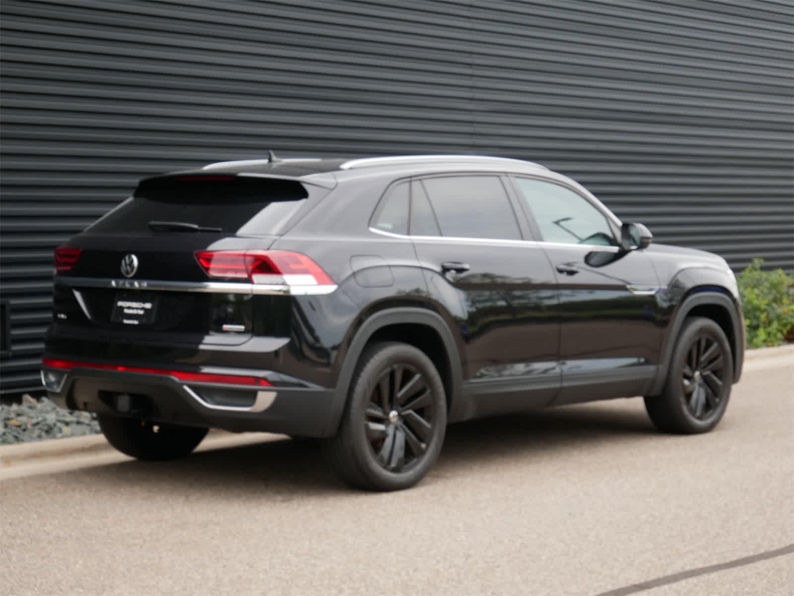 2022 Volkswagen Atlas Cross Sport V6 SE Technology photo 23