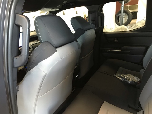 2025 Toyota Tacoma TRD Off-Road Double Cab photo 11