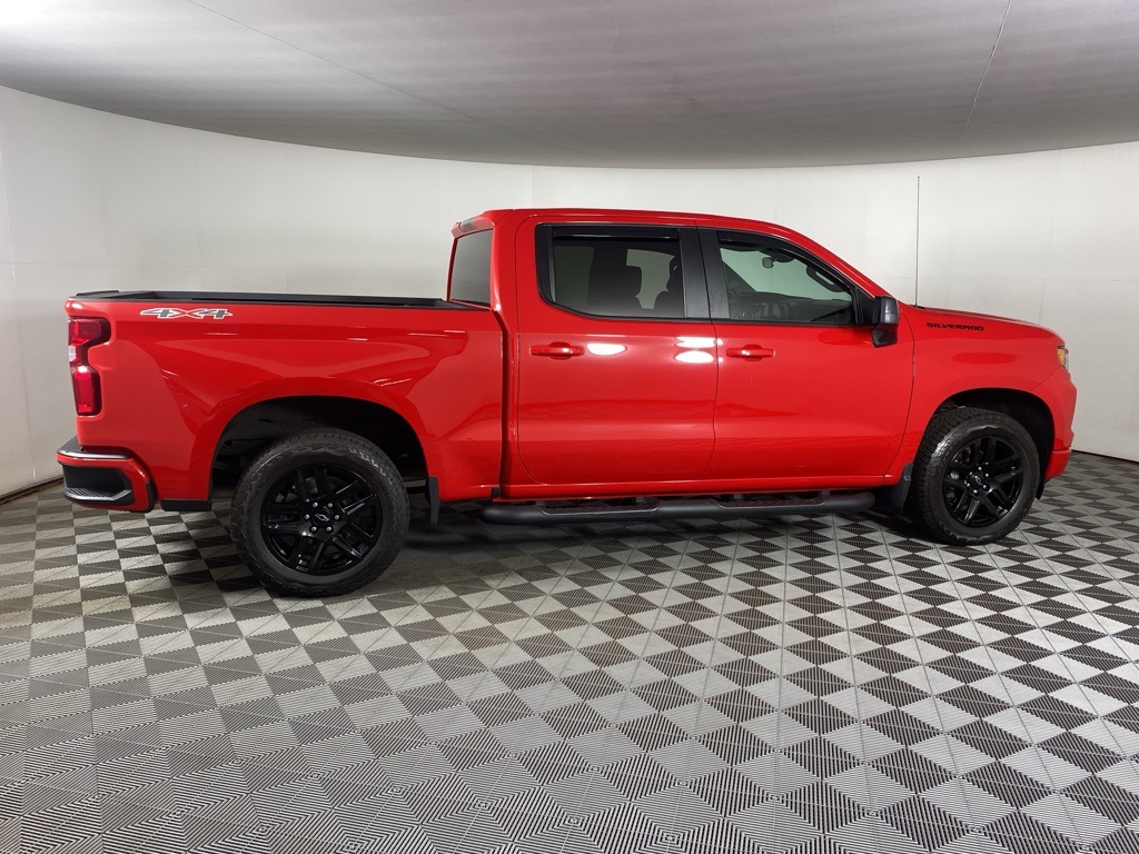2023 Chevrolet Silverado 1500 RST photo 12