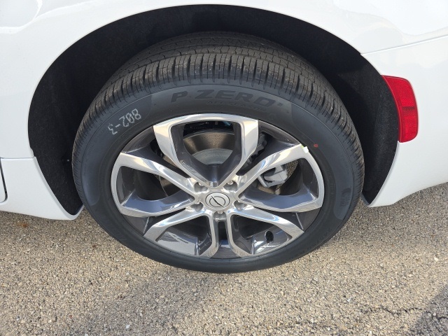 2026 Chrysler Pacifica Pinnacle photo 3