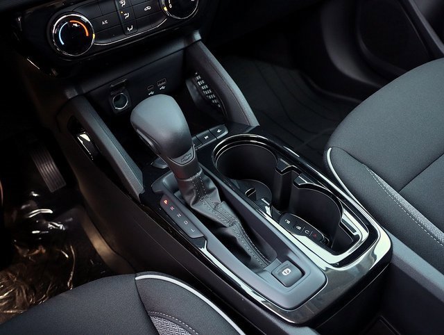 2025 Chevrolet Trailblazer LT photo 3