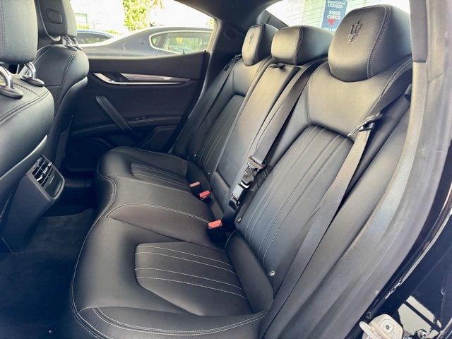 2021 Maserati Ghibli Base photo 15