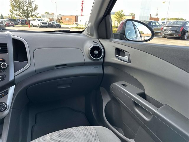 2012 Chevrolet Sonic LT photo 25