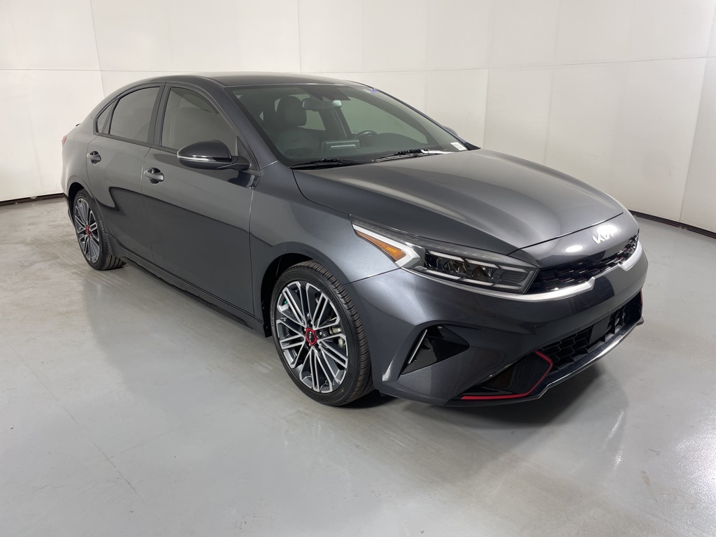 2024 Kia Forte GT photo 2