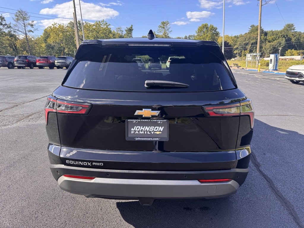 2026 Chevrolet Equinox LT photo 12