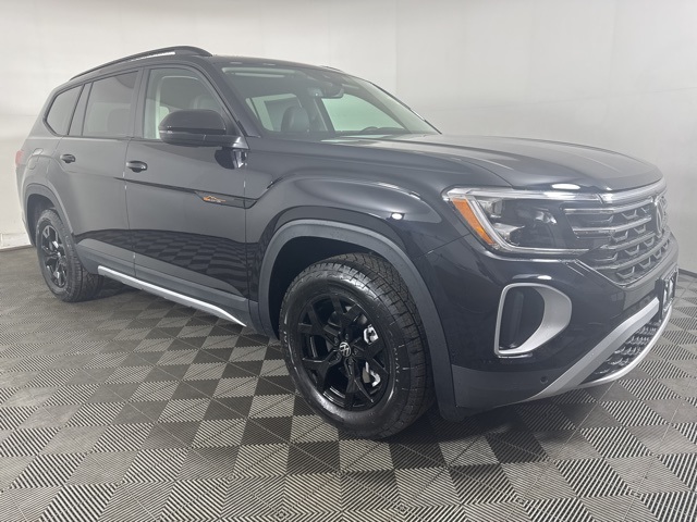 2026 Volkswagen Atlas Atlas Peak Edition's photo