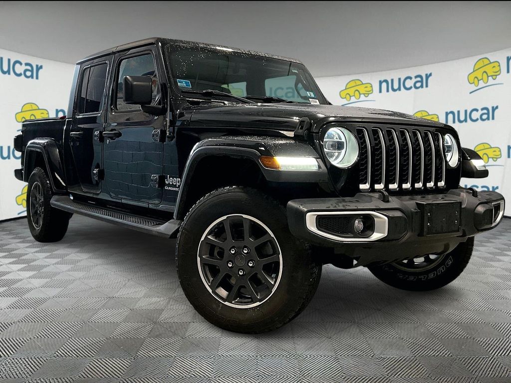 2020 Jeep Gladiator Overland's photo
