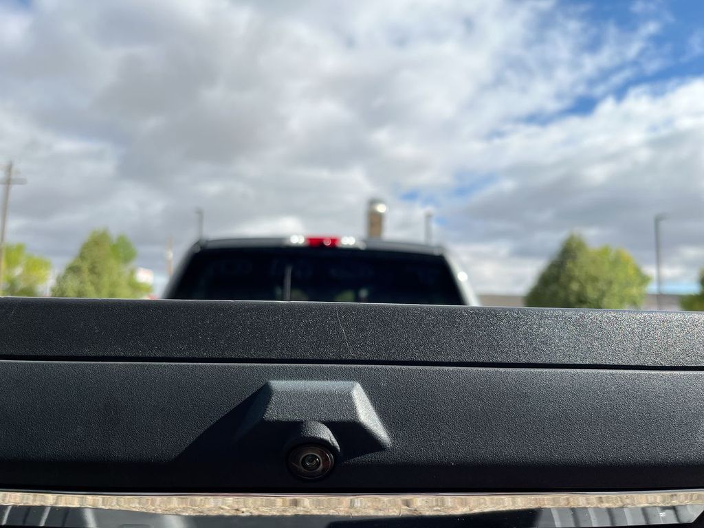 2019 Ford F-350 Lariat photo 10
