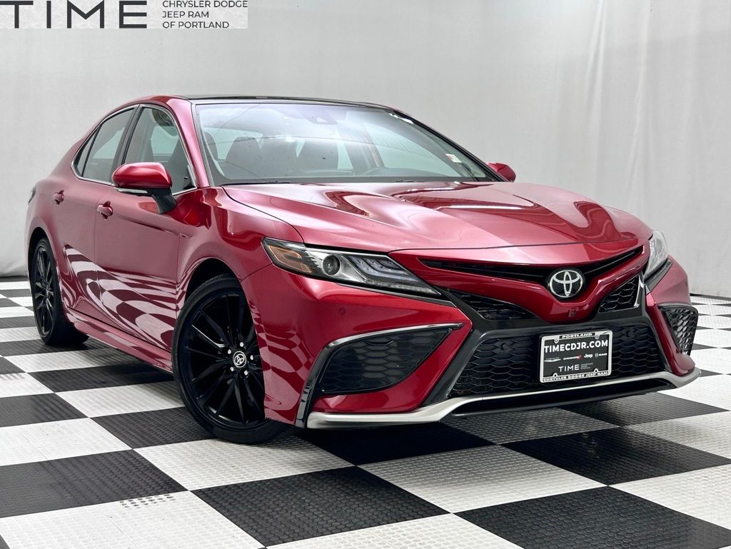 2023 Toyota Camry XSE's photo