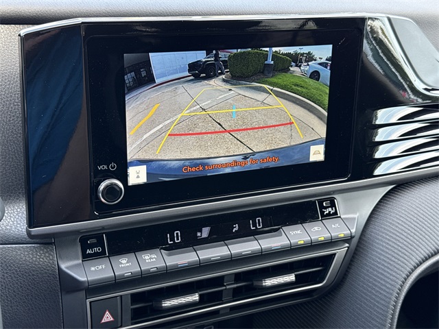 2025 Toyota Camry SE photo 20