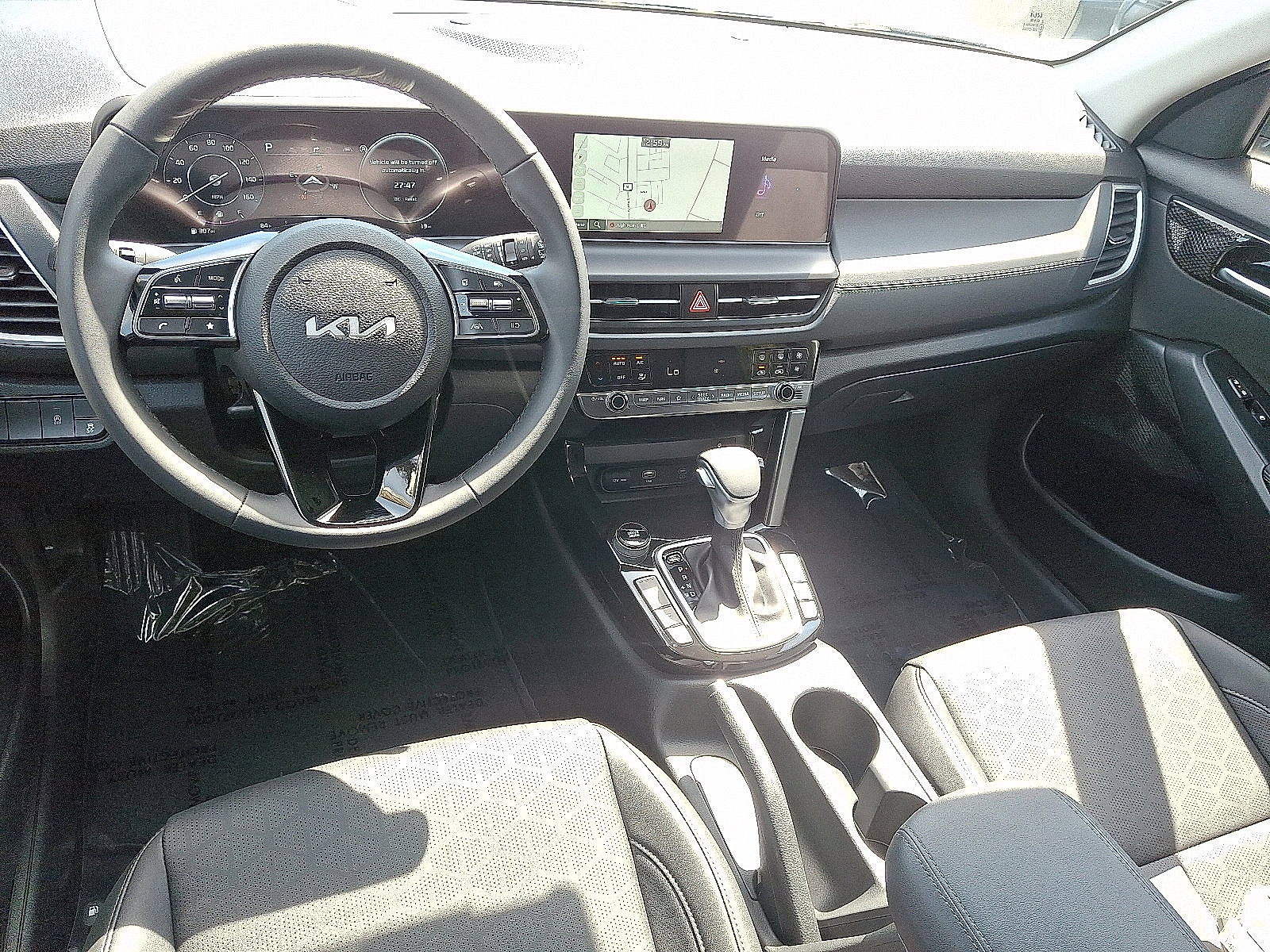 2026 Kia Seltos EX photo 7
