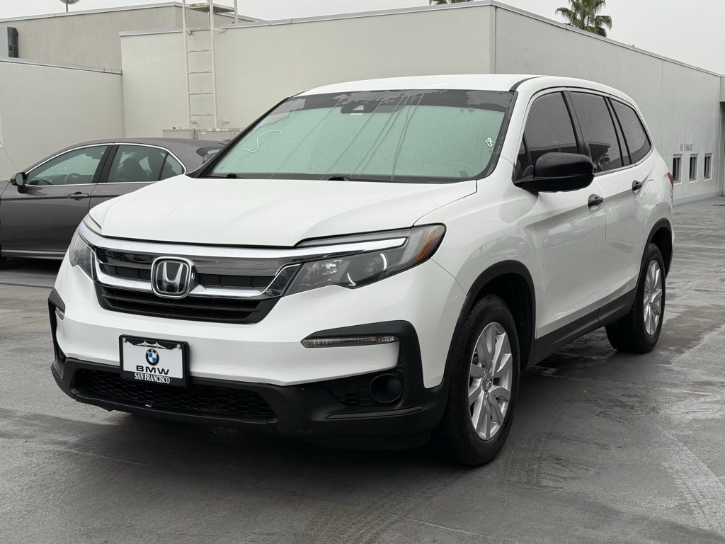 2020 Honda Pilot LX's photo