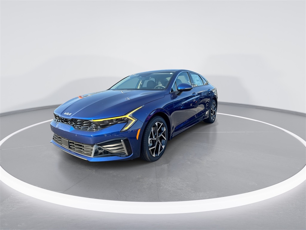 2026 Kia K5 EX photo 4