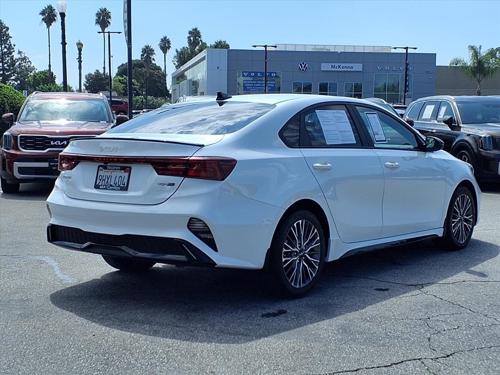 2023 Kia Forte GT-Line photo 5