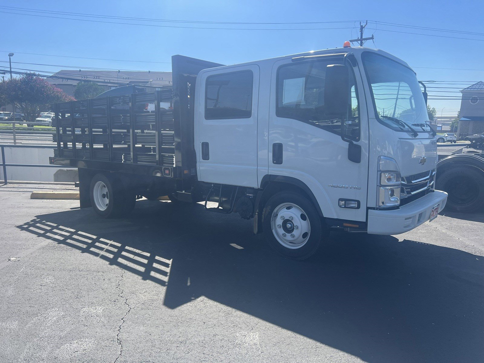 2024 Chevrolet Low Cab Forward Base's photo