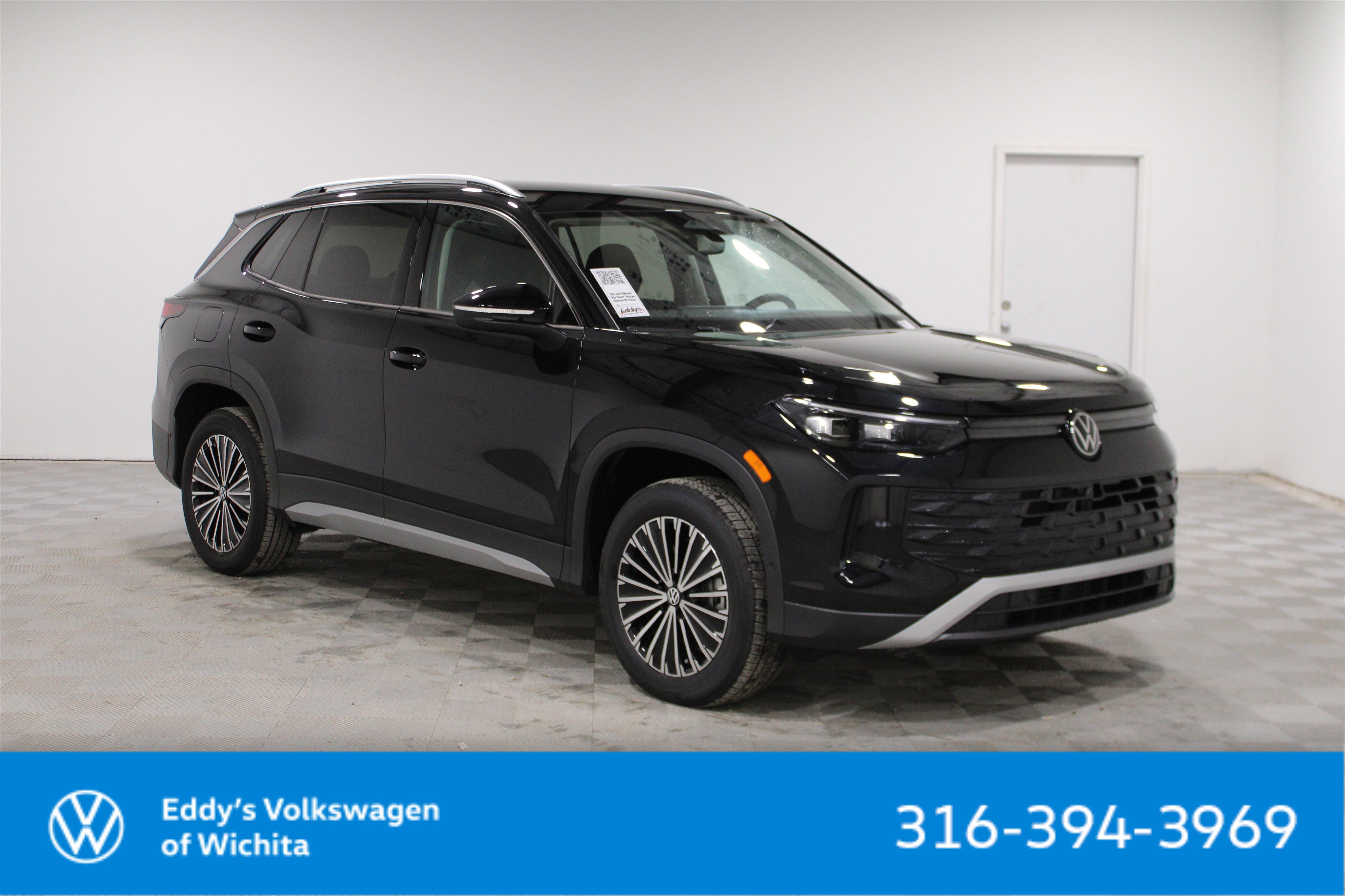 2025 Volkswagen Tiguan S's photo