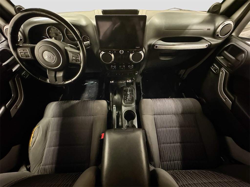 2012 Jeep Wrangler Sahara photo 6