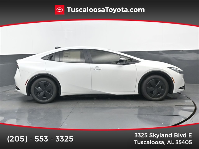 2026 Toyota Prius LE's photo