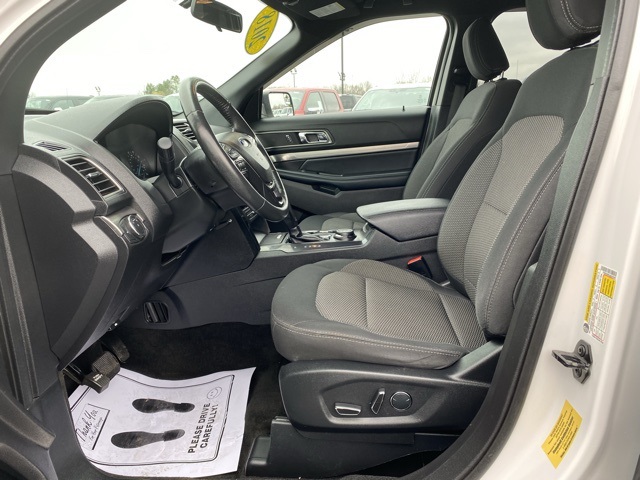 2018 Ford Explorer XLT photo 4