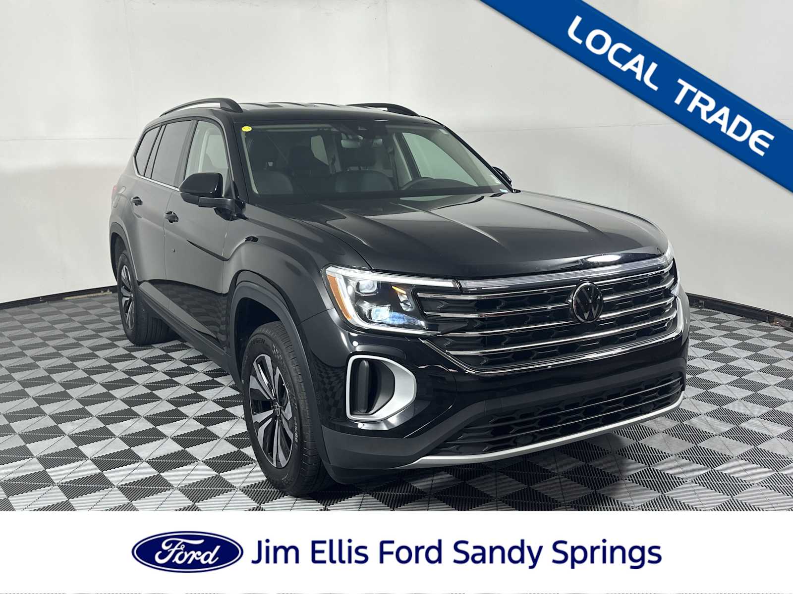 2024 Volkswagen Atlas SE's photo