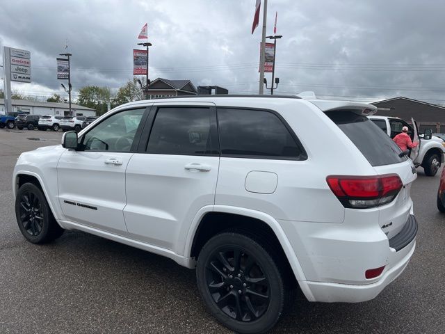 2021 Jeep Cherokee Laredo X photo 4