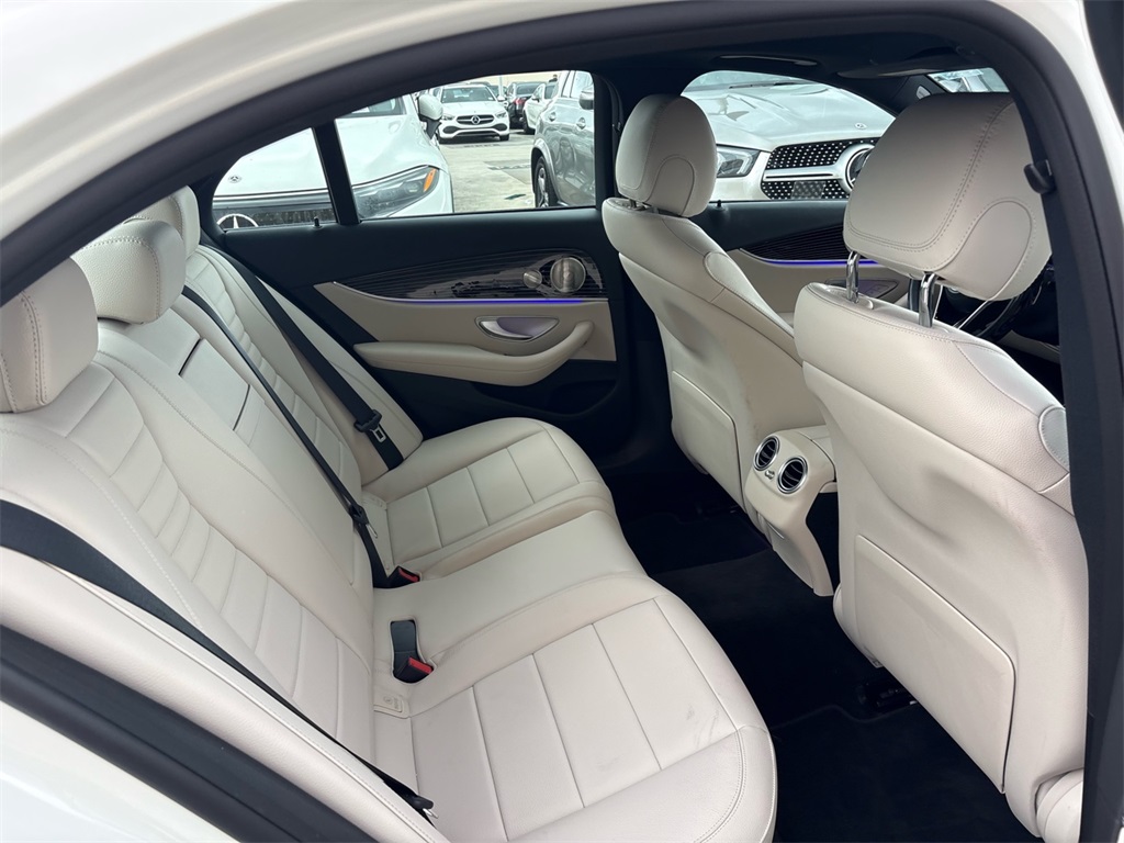 2022 Mercedes Benz E 350 photo 7
