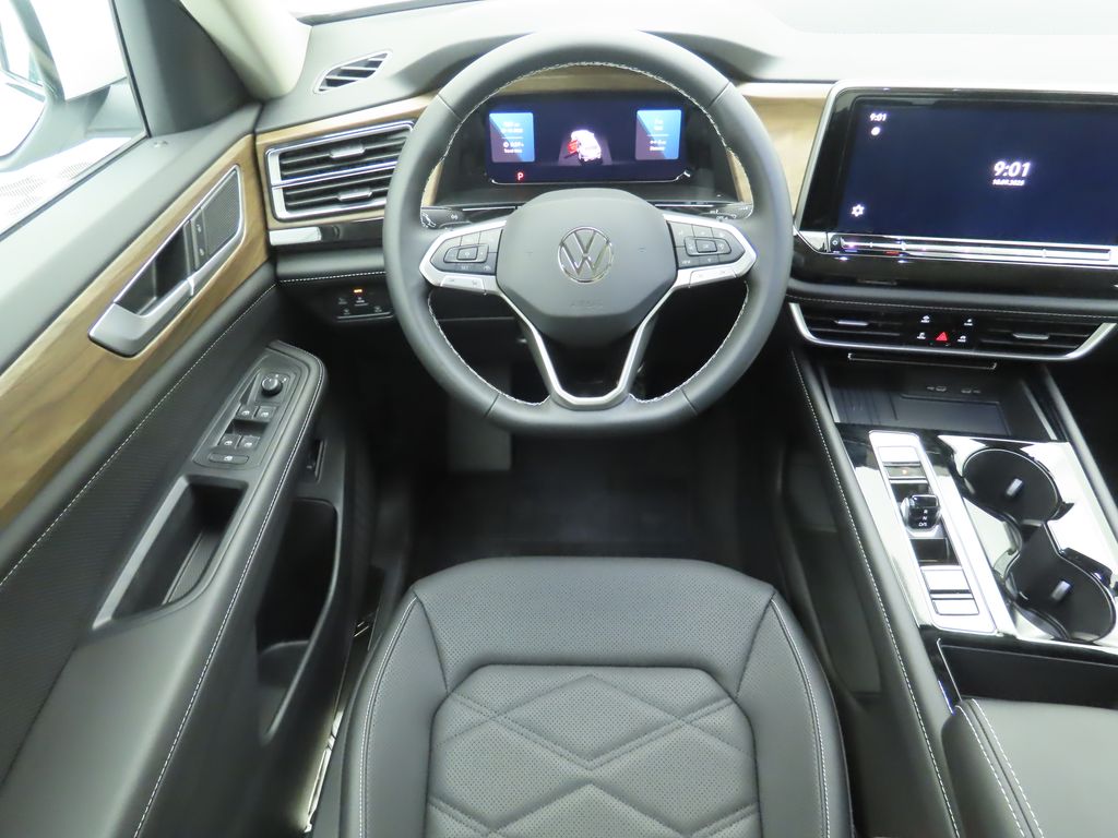 2026 Volkswagen Atlas SE Technology photo 10