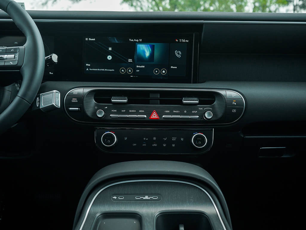 2026 Hyundai Palisade SEL photo 15