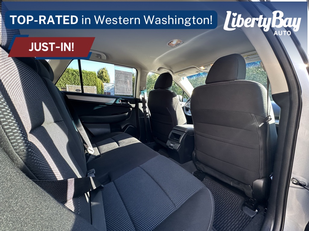 2018 Subaru Outback 2.5i Premium photo 17