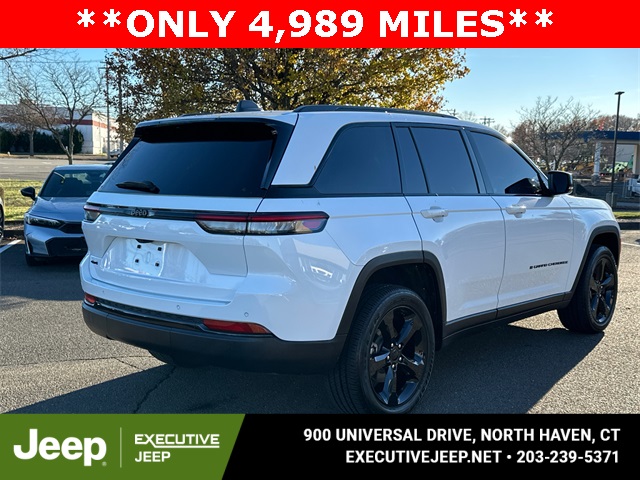 2025 Jeep Grand Cherokee Altitude X photo 2