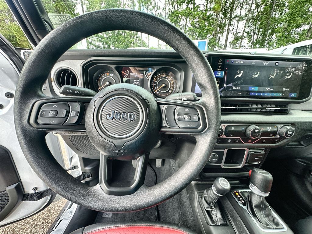 2024 Jeep Gladiator Sport photo 11