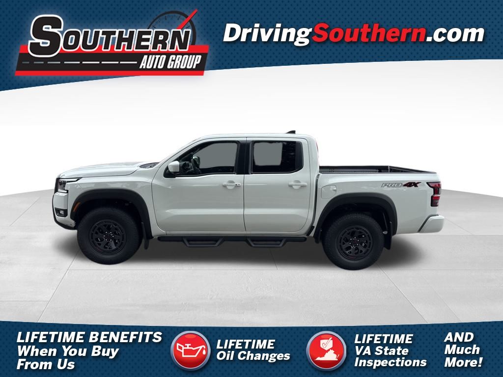 2026 Nissan Frontier PRO-4X's photo