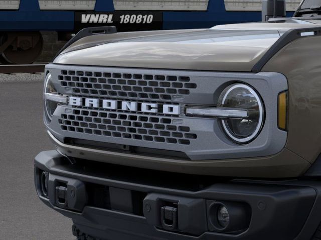 2025 Ford Bronco Badlands photo 15