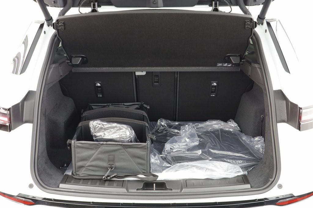 2026 Land Rover Range Rover Evoque S photo 15