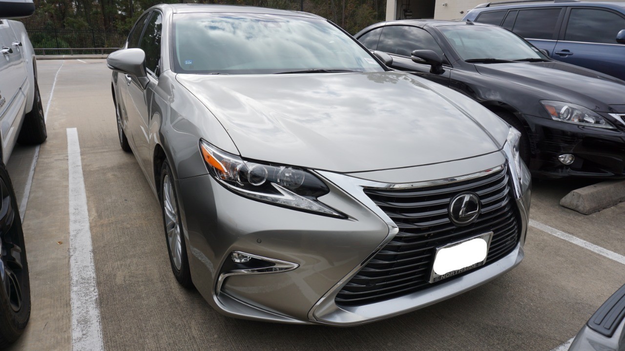 Used 2005 Lexus ES 330 with VIN JTHBA30G655134685 for sale in Spring, TX