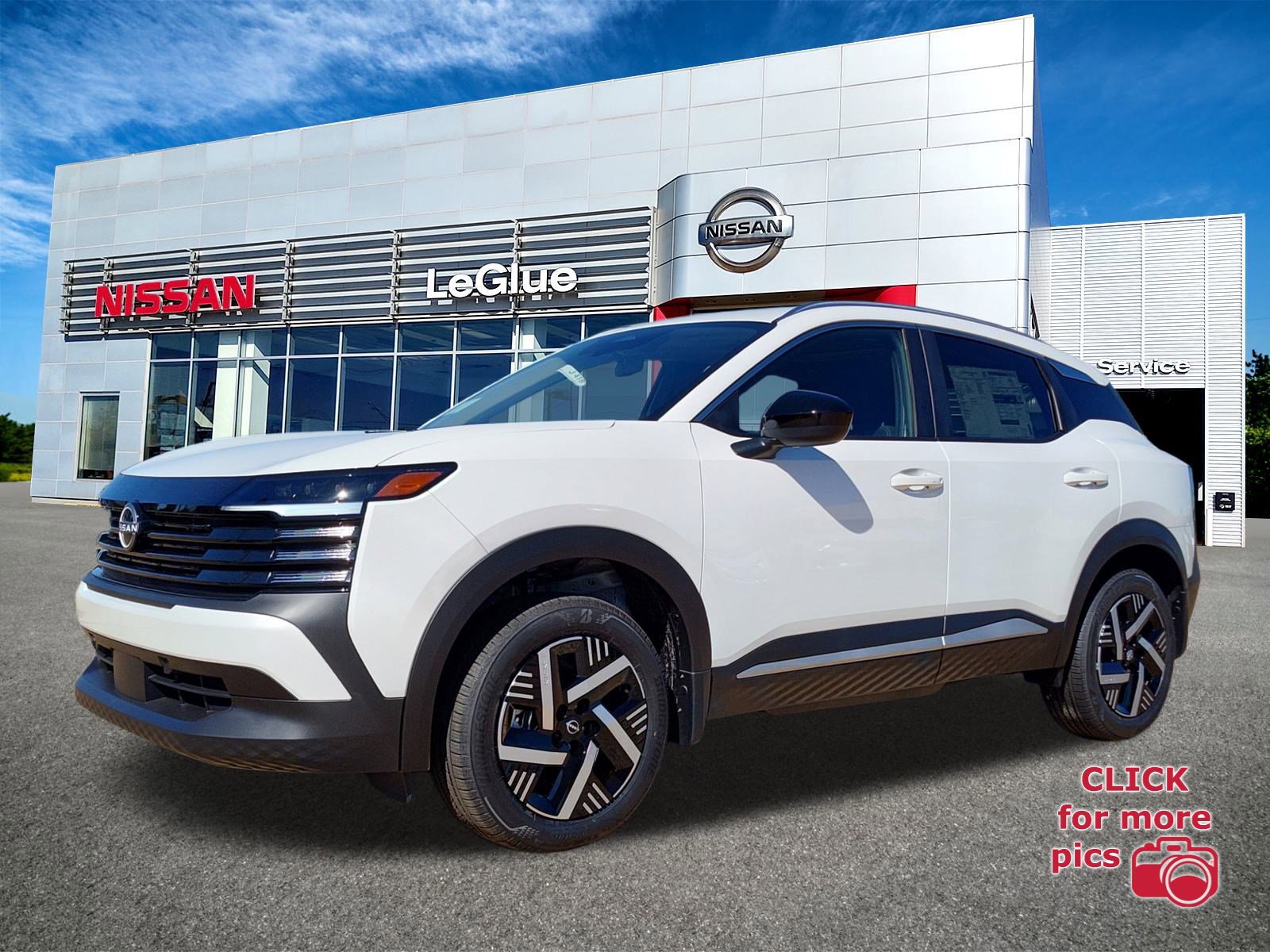 2026 Nissan KICKS SV's photo